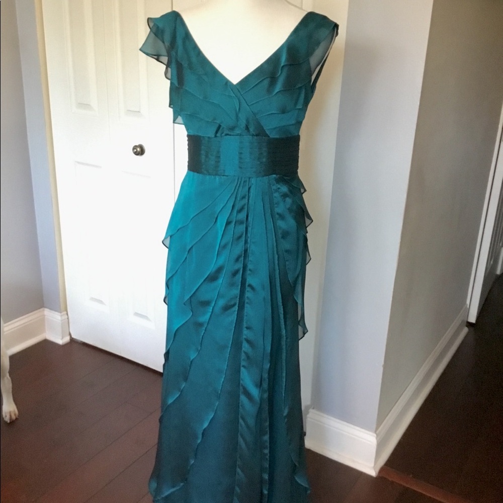 Adrianna Papell 6p flattering  Dress prom